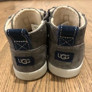 Ugg toddler boots